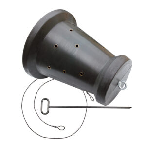 Futtertrommel in Kegelform mit Bodenanker